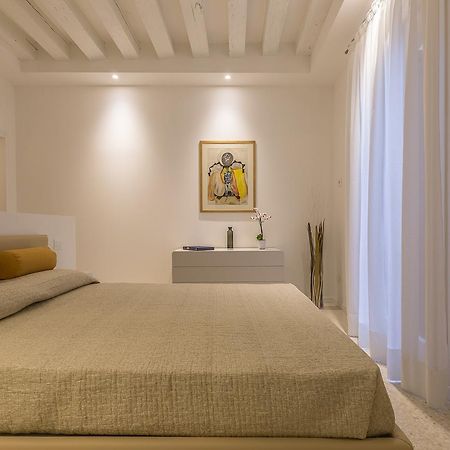 Ca' Rossini 1 Apartment เวนิส ภายนอก รูปภาพ