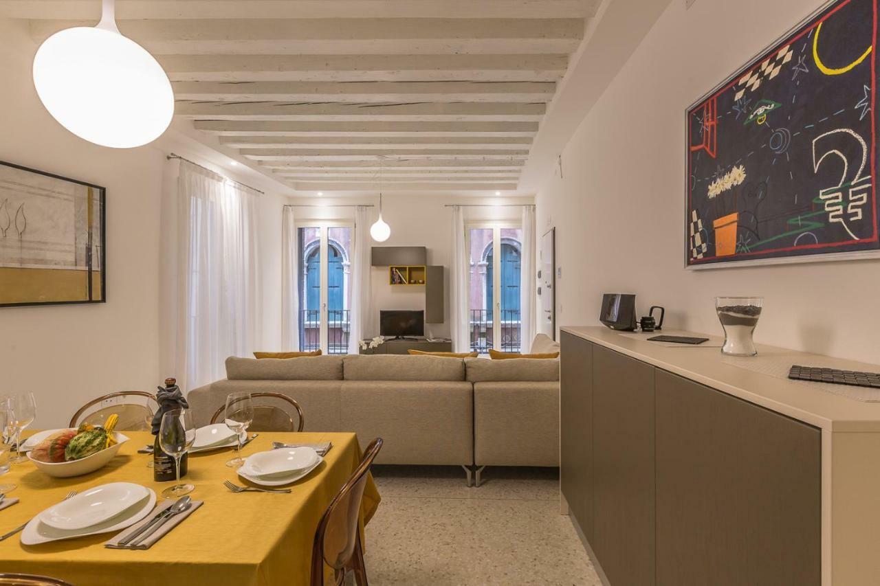 Ca' Rossini 1 Apartment เวนิส ภายนอก รูปภาพ