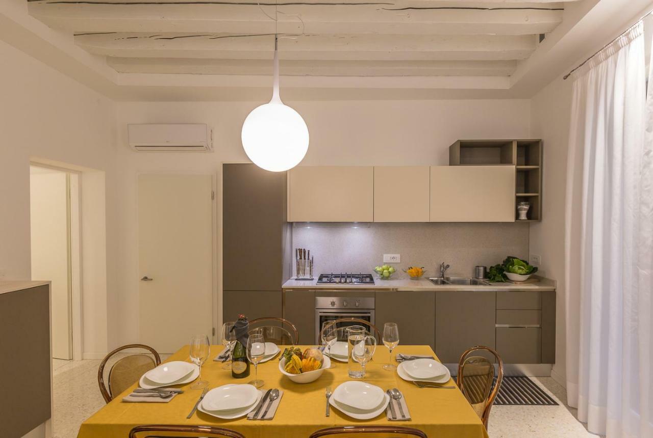 Ca' Rossini 1 Apartment เวนิส ภายนอก รูปภาพ